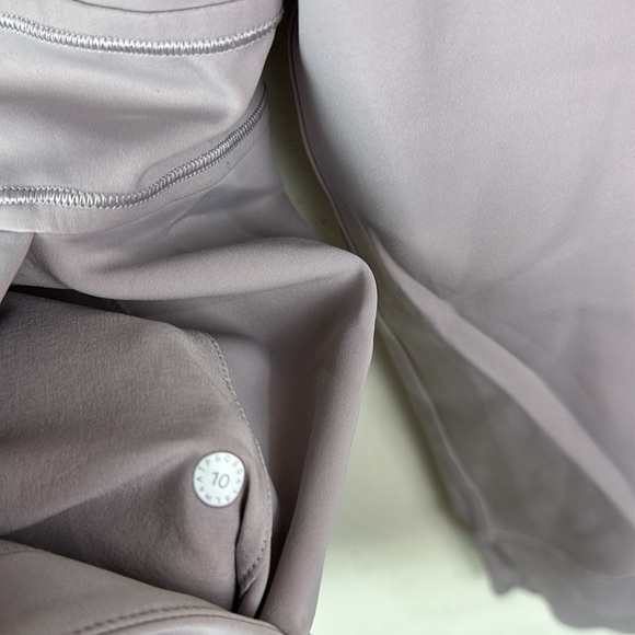 Lululemon In Profile Jacket - Picture 3 of 12